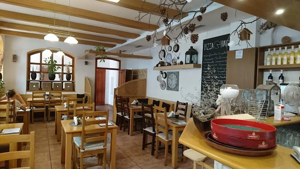 Pizza Halló restaurant in Napajedla