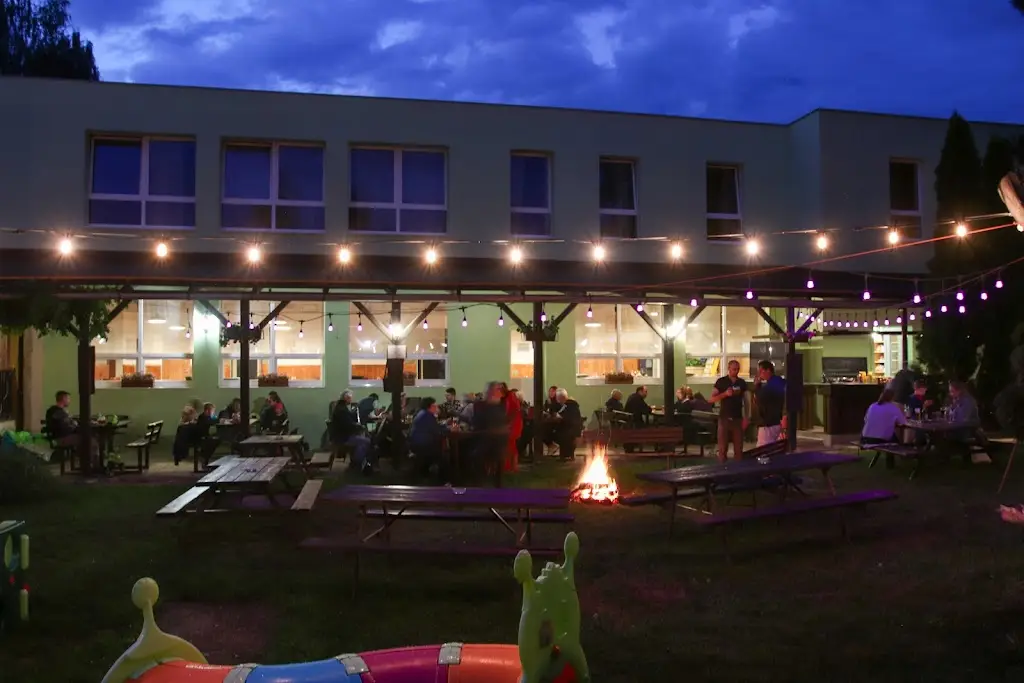 Hotel Malina | Ubytování, Restaurace, Rozvoz jídel ristorante a Napajedla