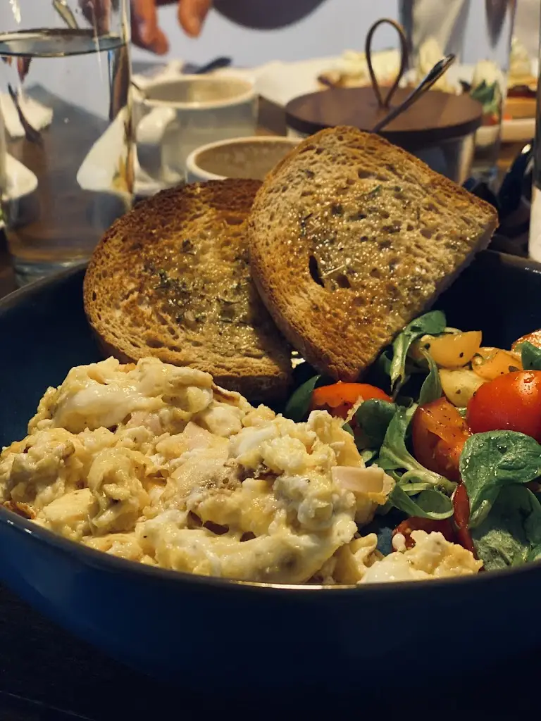 Nikola Čevelová_Little Coffee_Napajedla_review