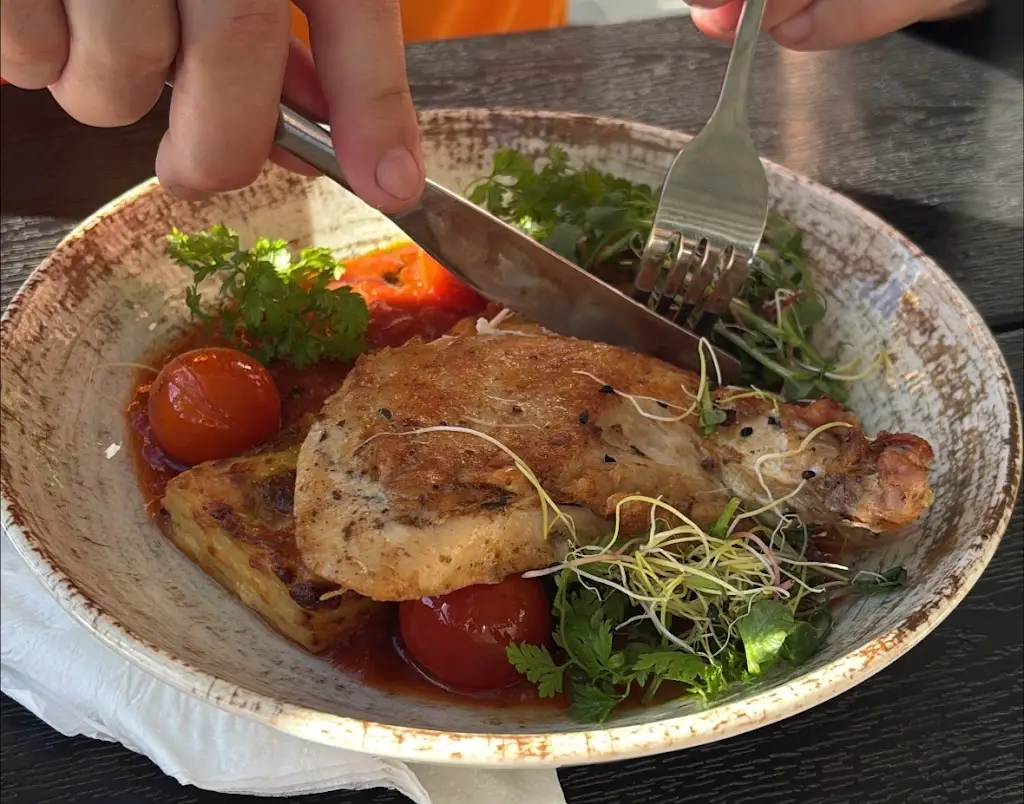 Kristína Demková_Restaurace KAVÁRNA Květná_Strání_review