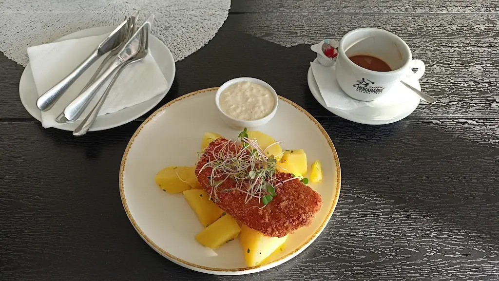 Restaurace KAVÁRNA Květná_Strání_slider_image_3