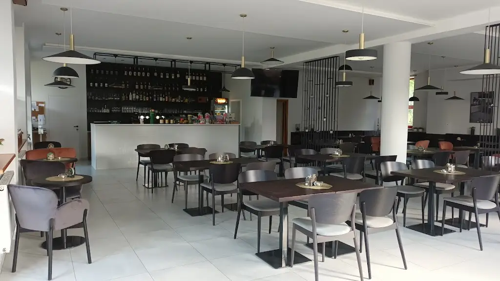 Kavárna Květná ristorante a Strání