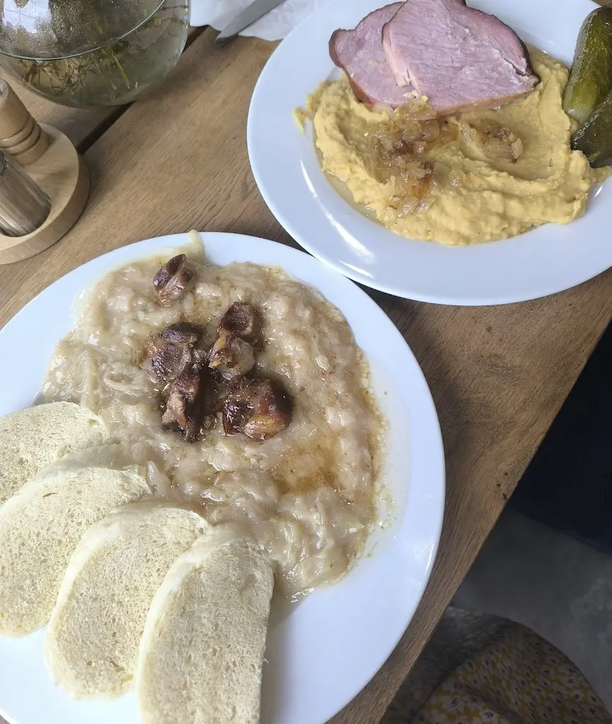 Lenka Horáčková_Bistro pod Sadem_Okres Zlín_review