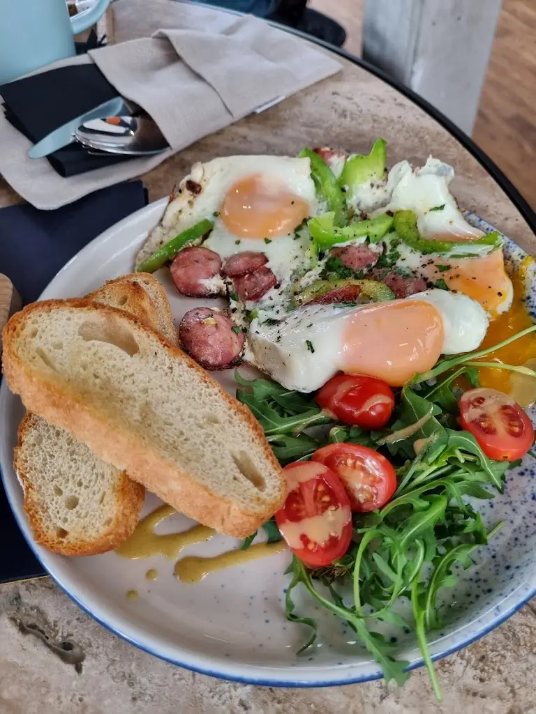 Mi Ho_Bistro & Bar Brothers_Okres Zlín_review