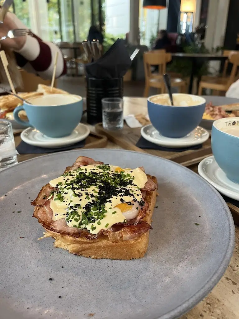 Bistro & Bar Brothers_Okres Zlín_slider_image_3