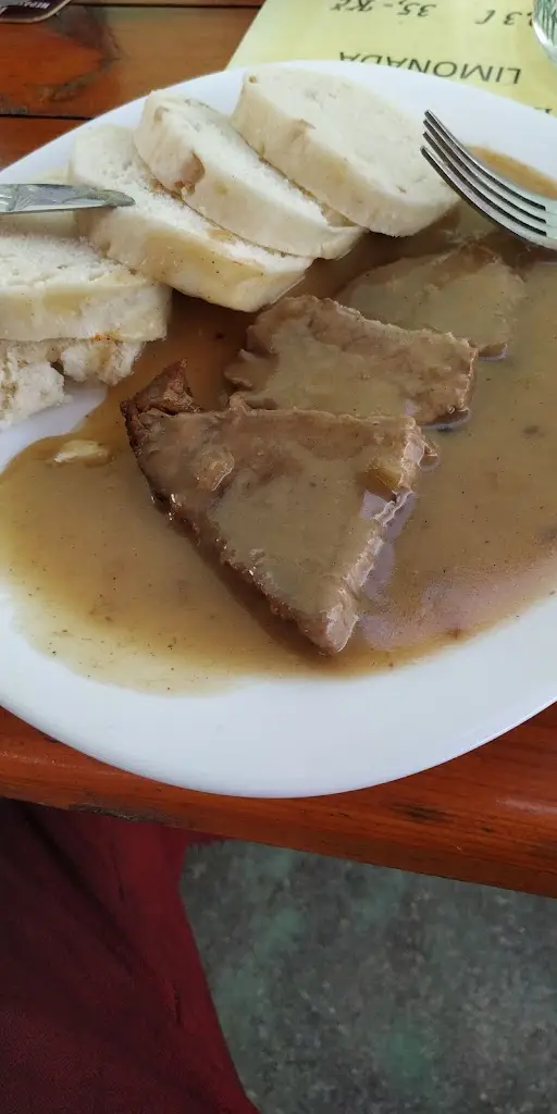 Michael Homola_Restaurace a Bar Fortuna_Suchdol nad Lužnicí_recensione