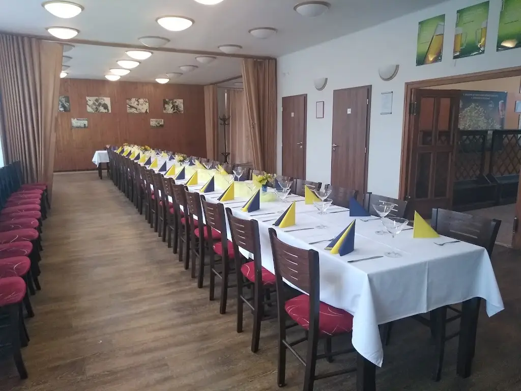 Junior - restaurace restaurant in Trhové Sviny