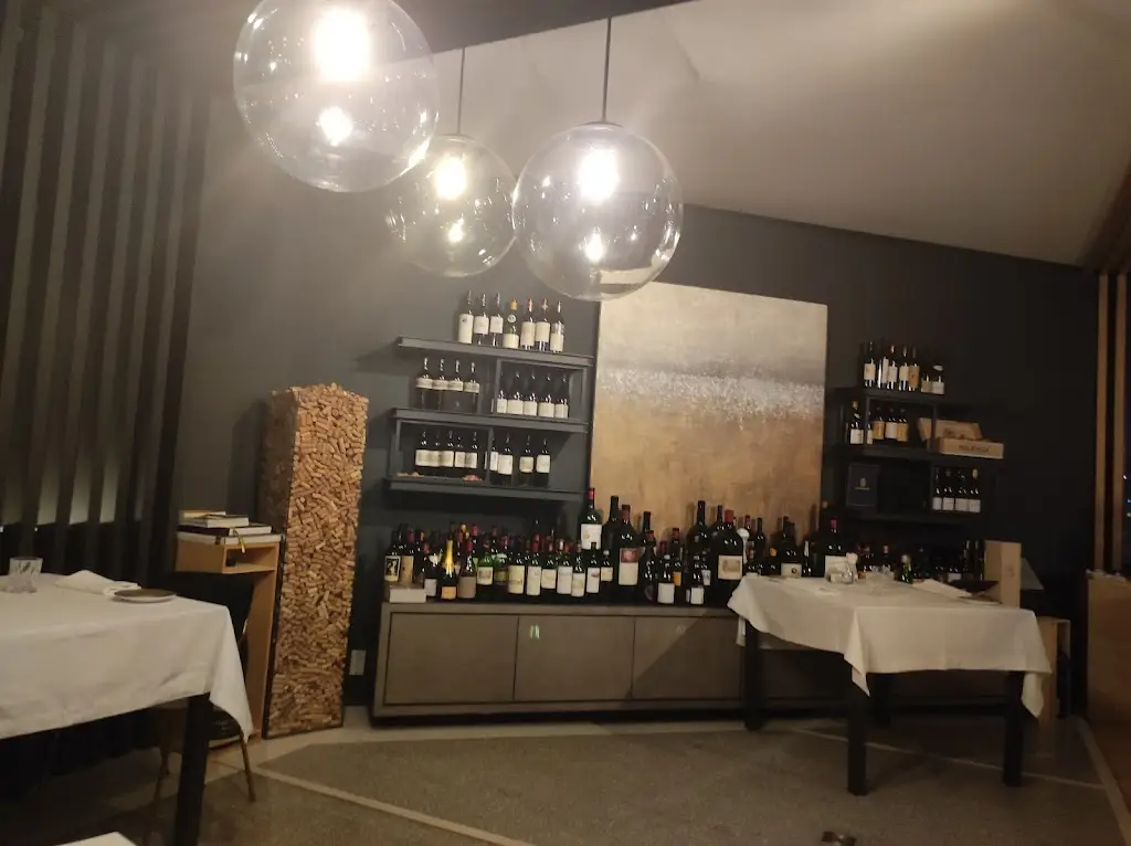 Nikola Radovanović_Legat 1903_Šumice_review