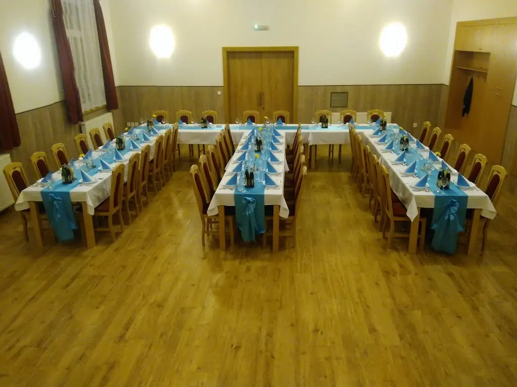 HOSPODA POD NÁDRAŽÍM restaurant in Valašská Polanka