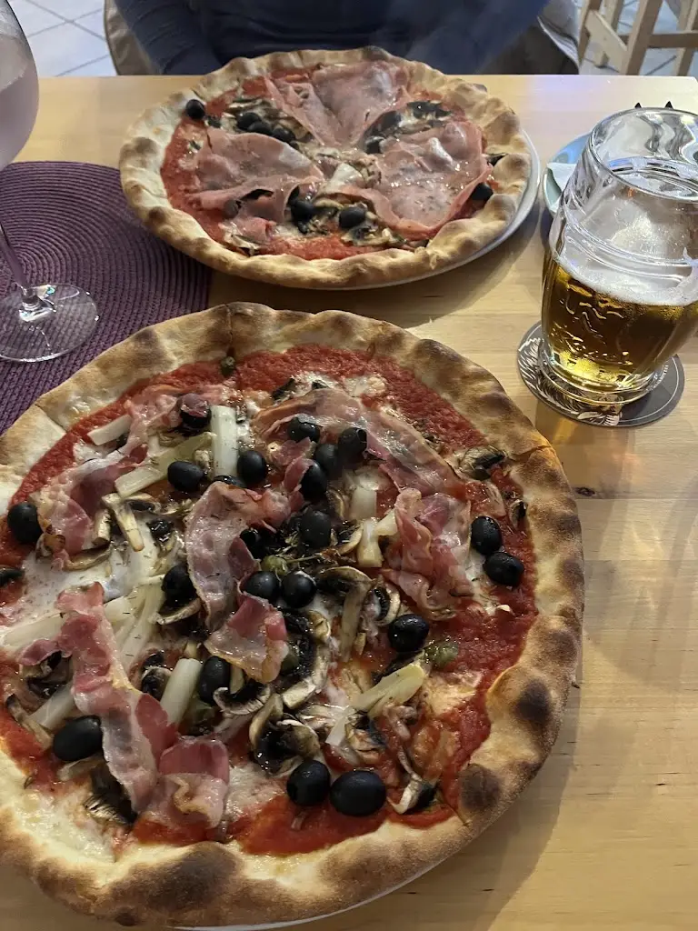 Pizzeria ´´U Itala´´_Trhové Sviny_slider_image_2