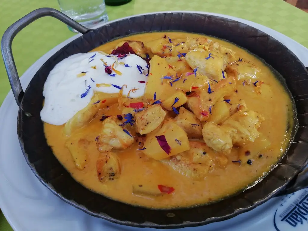 Rebecca Gobbens_Wellness Hotel Eroplán_Rožnov pod Radhoštěm_review