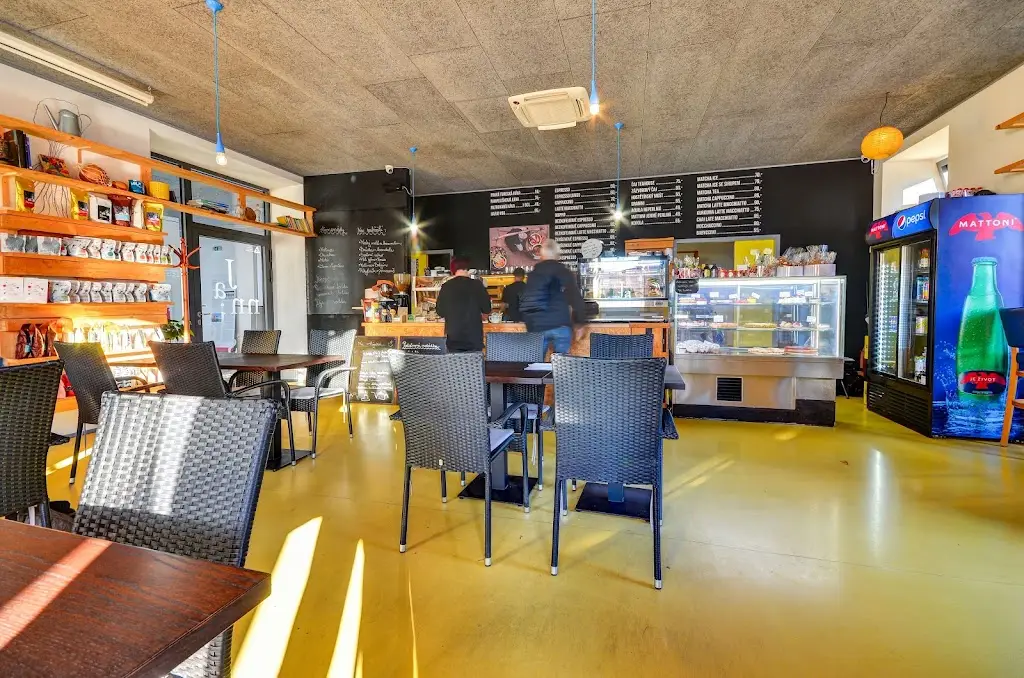 Janniecs coffee shop ristorante a Rožnov pod Radhoštěm