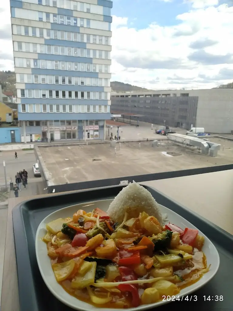 Hans von Schimitz_Banyan Bistro - Quan Moi_Okres Vsetín_review