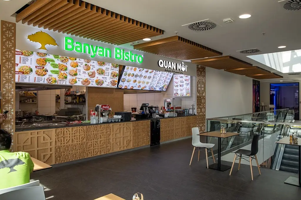Banyan Bistro - Quan Moi restaurant in Okres Vsetín