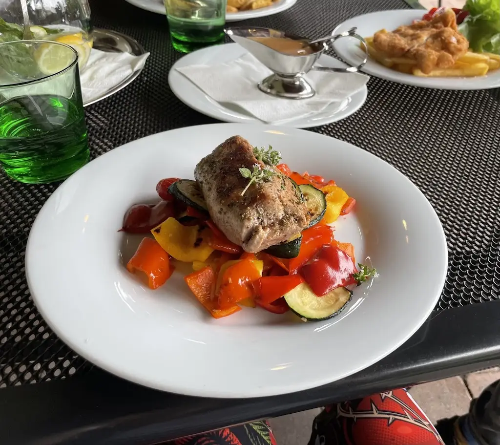 Restaurace & penzion Rozmarýn_Okres Vsetín_slider_image_2