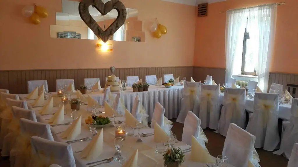 Restaurace Snaha - Prostřední Šenk_Okres Vsetín_slider_image_1