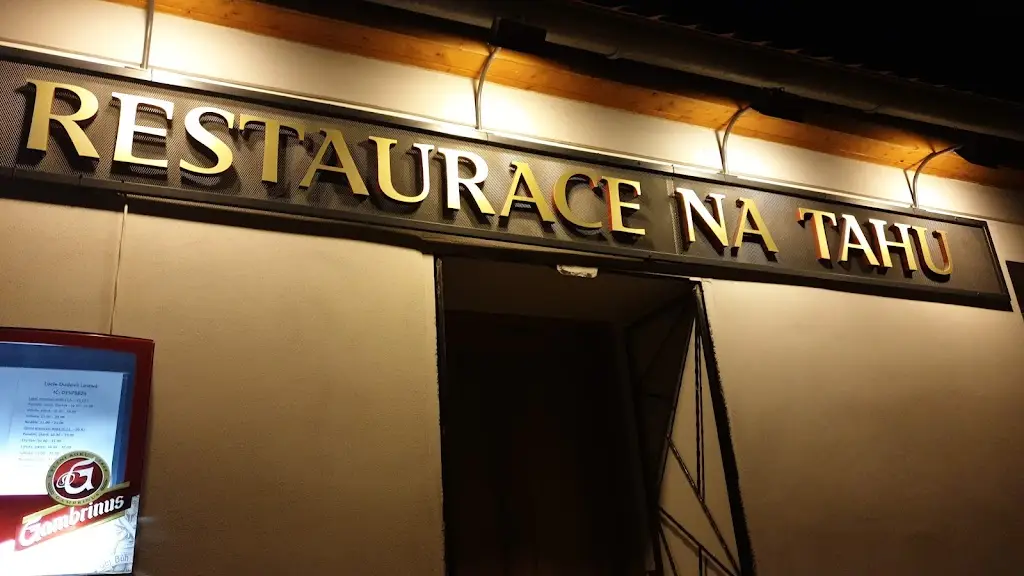Lukáš Kratochvíl_Restaurace na Tahu_Trhové Sviny_review