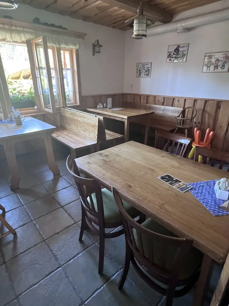 Pub Pod Pralesem (Below Old-Growth Forest)_Velké Karlovice_slider_image_2