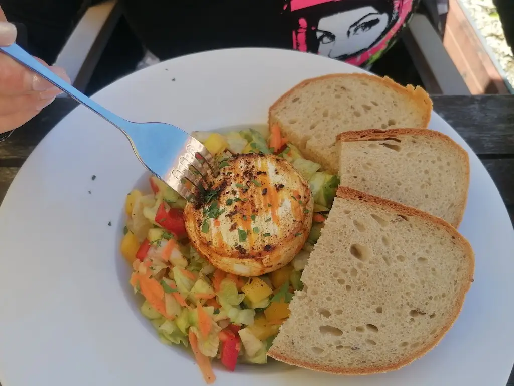 Restaurace Na Mýtě_Vlachovice_slider_image_3