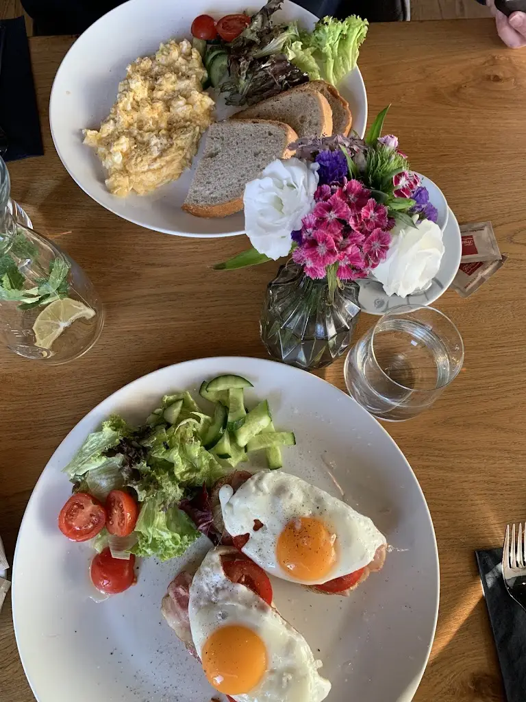 Júlia Ault_Elements restaurant_Trnava_review