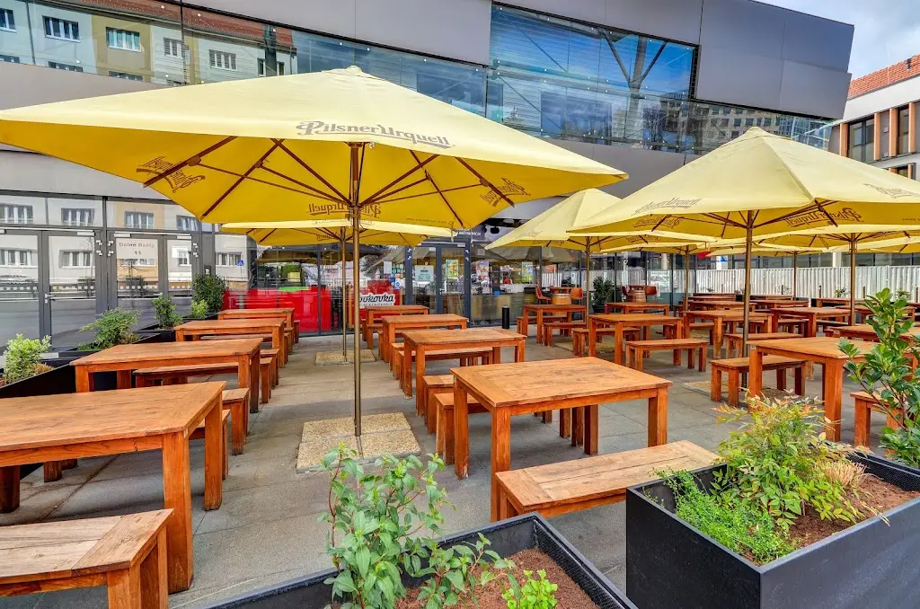 Piváreň a reštaurácia Bokovka_Trnava_slider_image_1