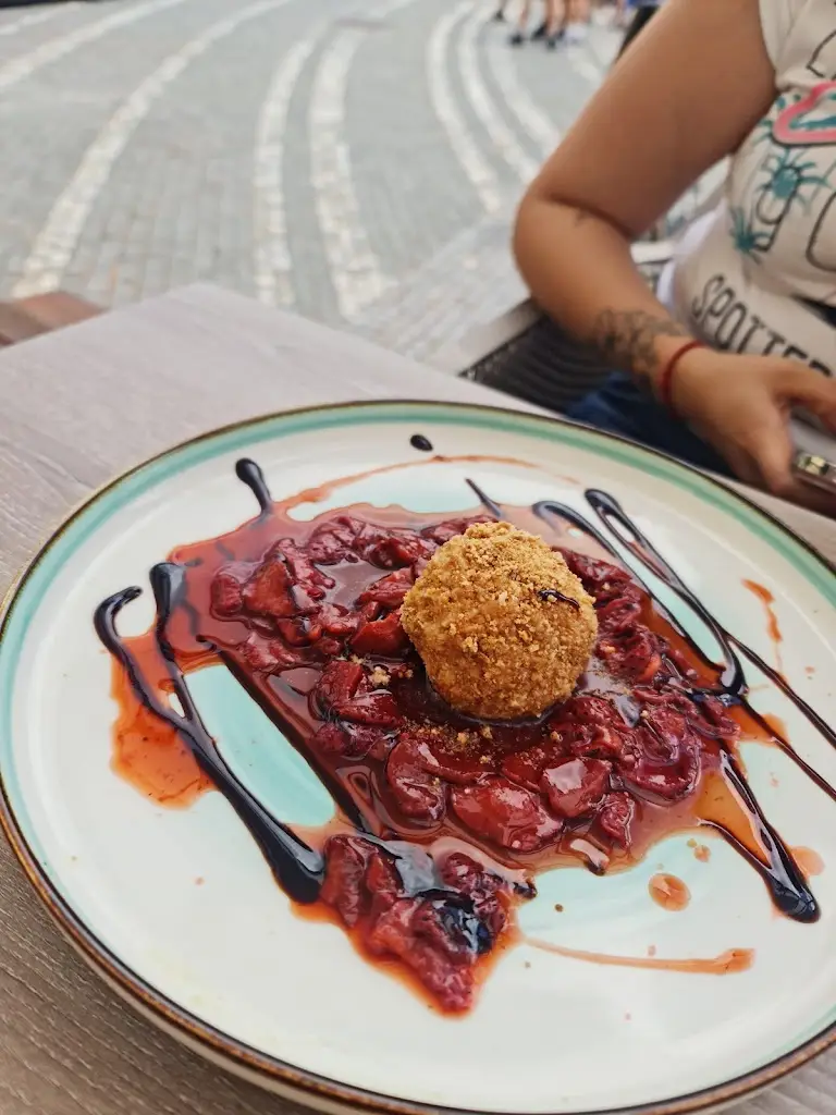 Dragan Tumarcic_Per Tutti Ristorante_Trnava_recensione