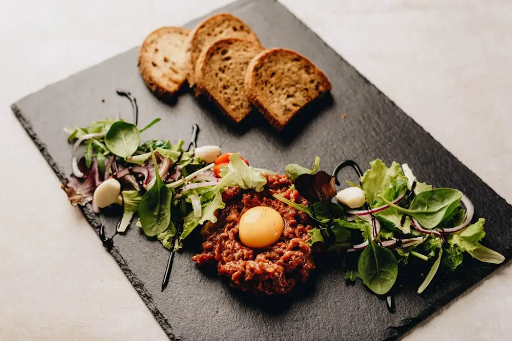 CLINIC CAFE & RESTAURANT_Trnava_slider_image_3