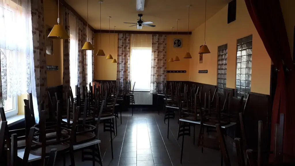Restaurace Ve Dvoře restaurant in Zdounky