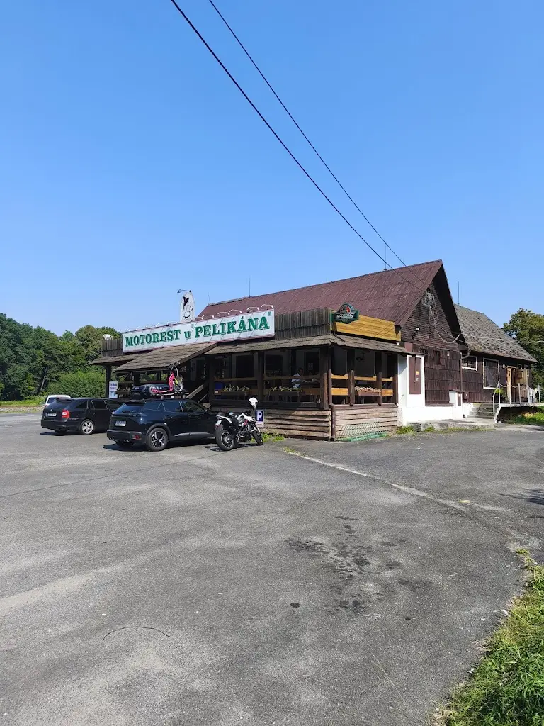 Richard Ondrušek_At Pelican roadhouse_Zašová_review