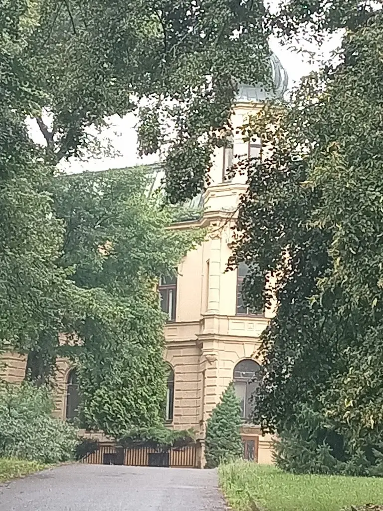 Dagmar Kotíková_Zámeček Zborovice_Zborovice_review