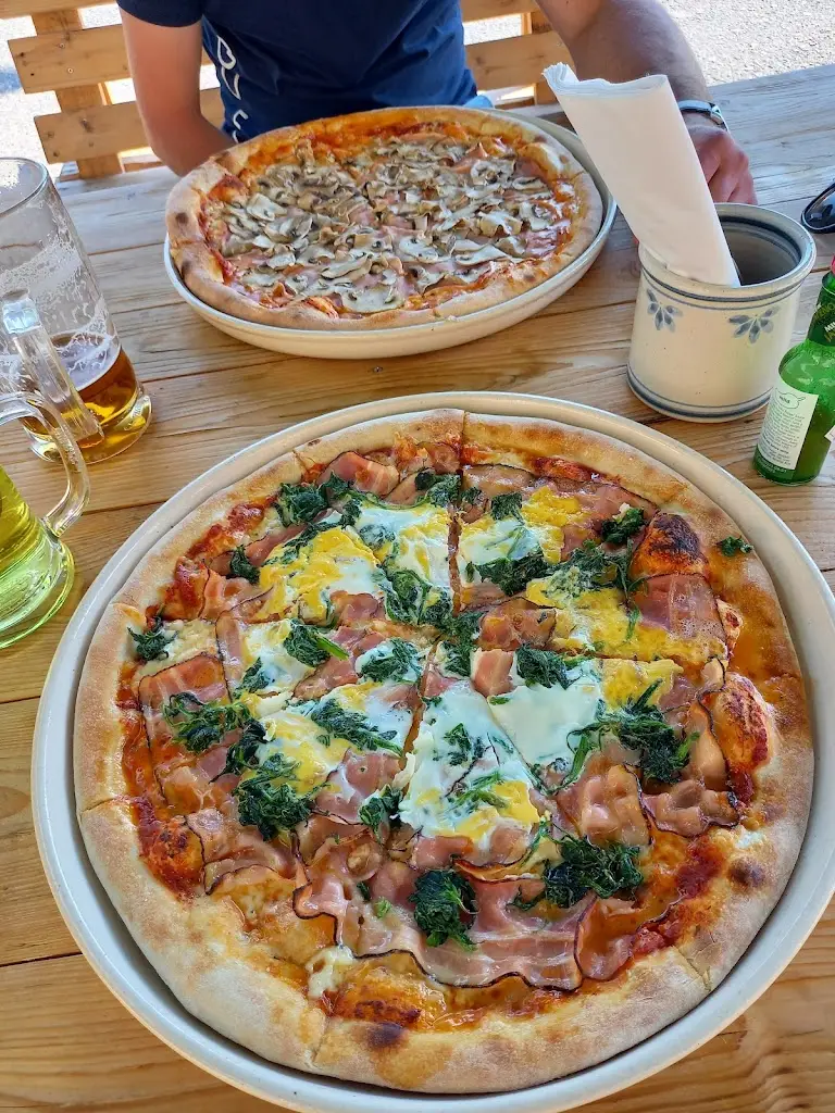 Nikola Jurkova_Starozuberská krčma_Zubří_review