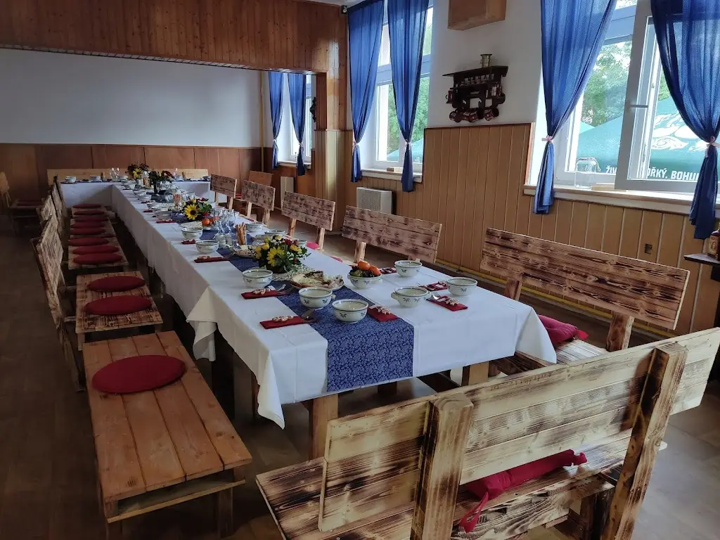 Starozuberská krčma restaurant in Zubří