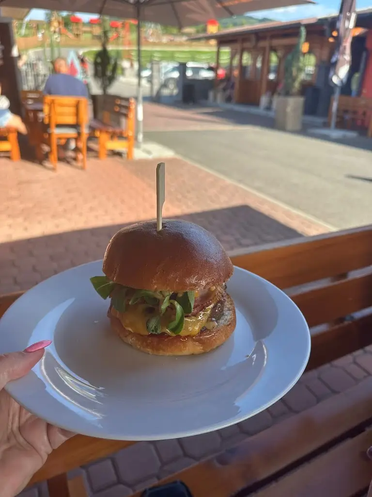 Barbora Singh_Ranč Ellux_Vizovice_review