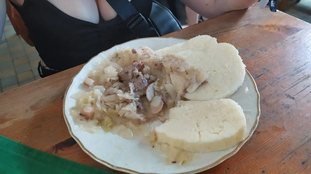 Pavel Rýgl_Pivní Bar Runda_Vizovice_recensione