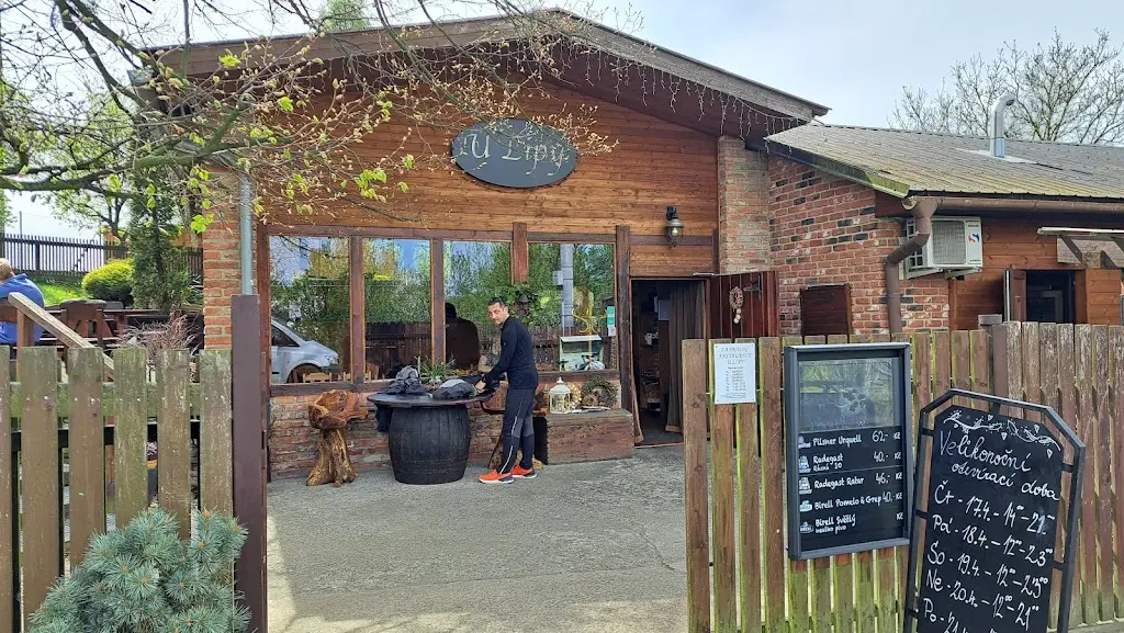 Restaurace U Lípy restaurant in Valašské Meziříčí