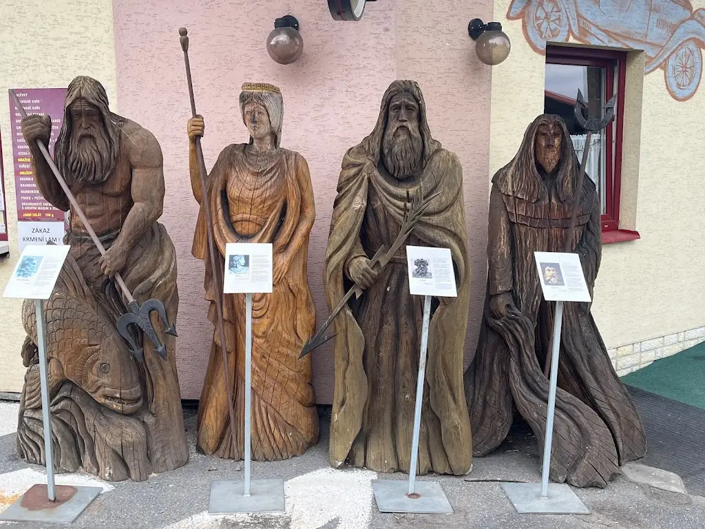 Ali Anderson_Restaurace a Veterán Muzeum_Valašské Meziříčí_review