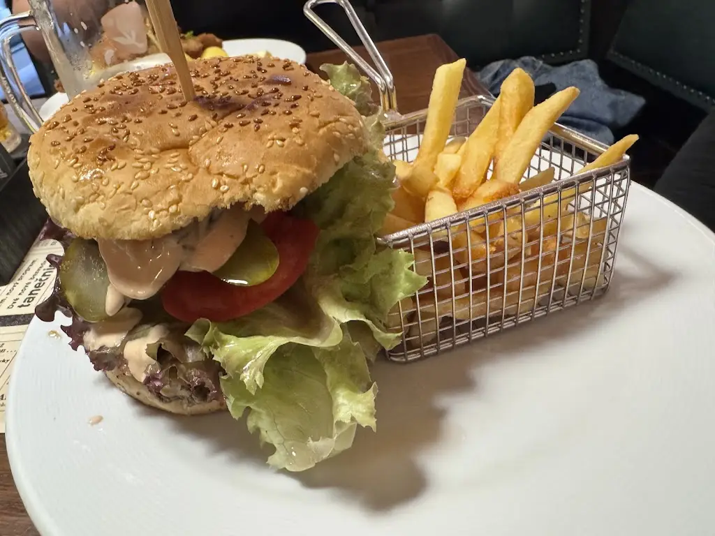 Restaurace SNOZA_Valašské Meziříčí_slider_image_3