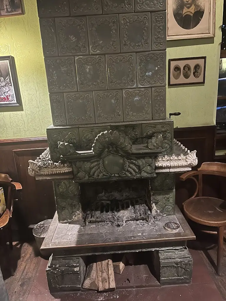 Ali Anderson_Přístav_Valašské Meziříčí_review