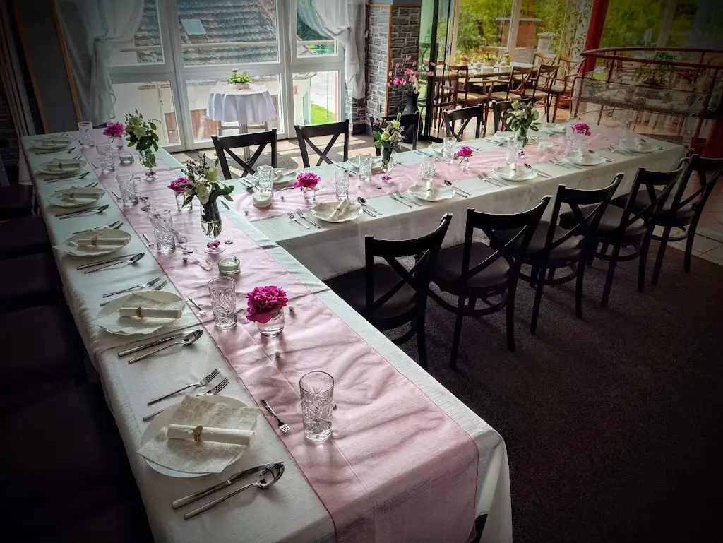 Bridge bar restaurant in Týn nad Vltavou