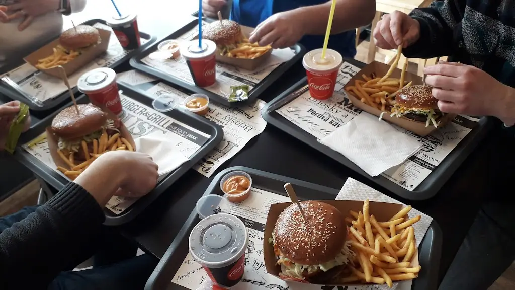 Menu_Papa Burger & Grill_Valašské Meziříčí_immagine_5