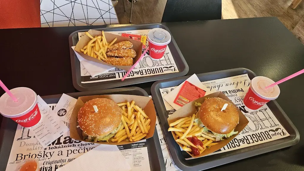 Papa Burger & Grill_Valašské Meziříčí_slider_image_3