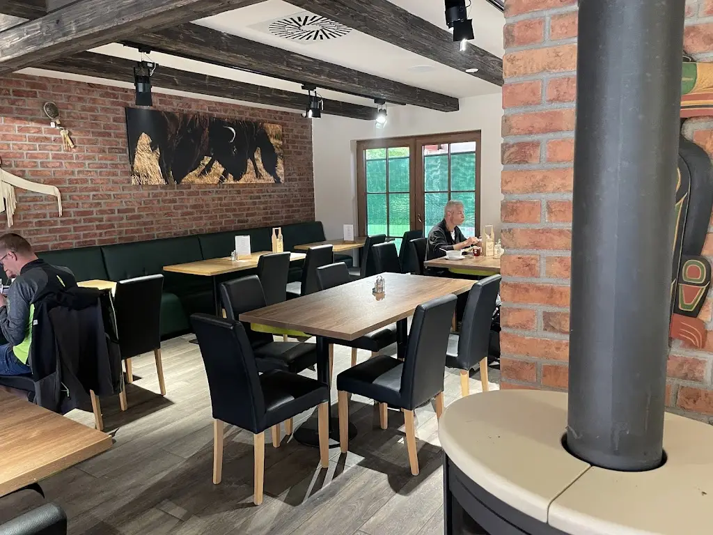 Bistro Naše Farma_Borovany_slider_image_1