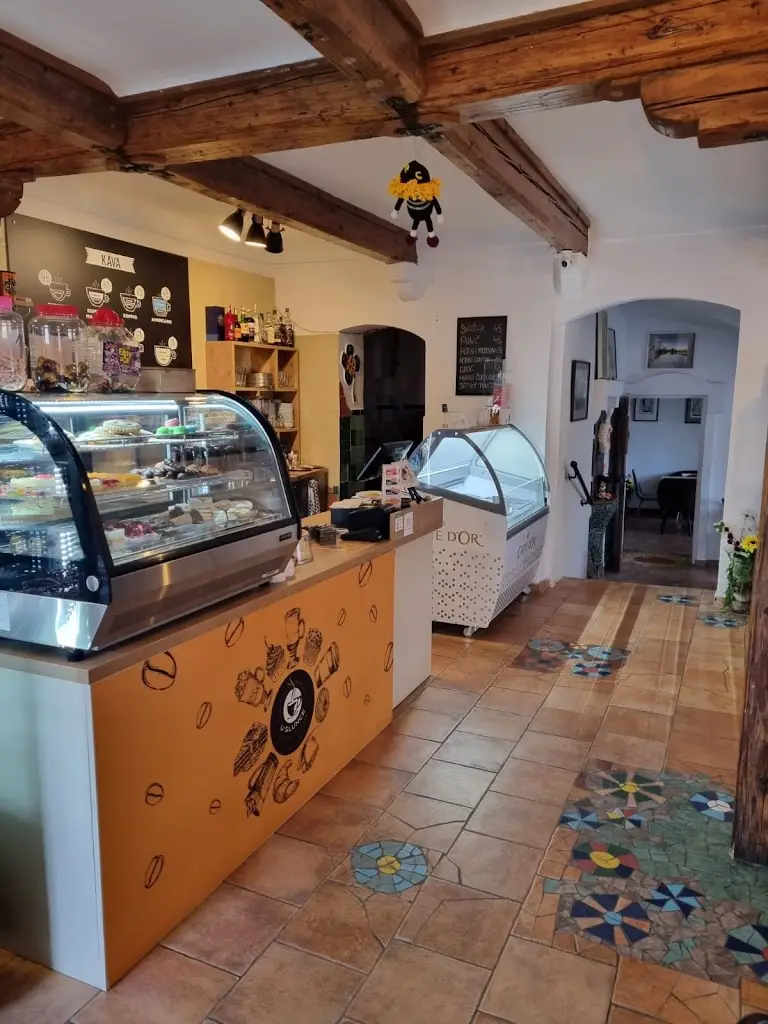 Kavarna U Slunce_Týn nad Vltavou_slider_image_1