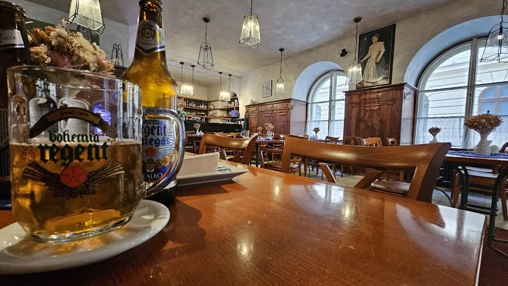 Bily Konicek Restaurant_Třeboň_slider_image_2