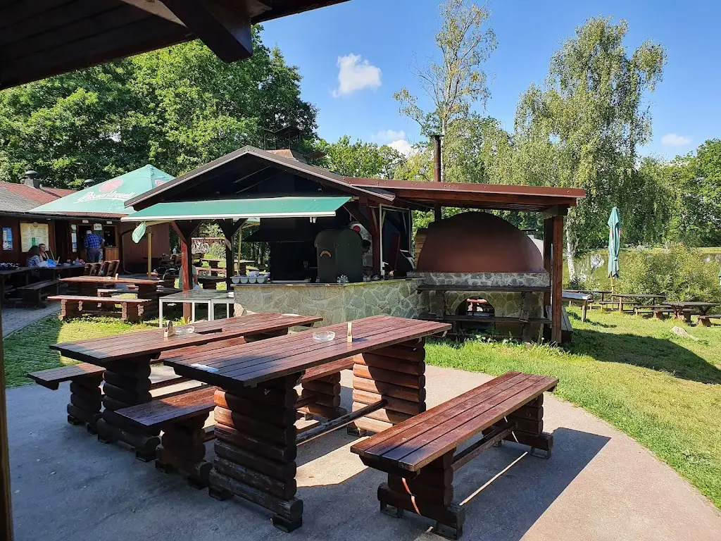 Restaurace Pergola u Sv.Víta restaurant in Třeboň