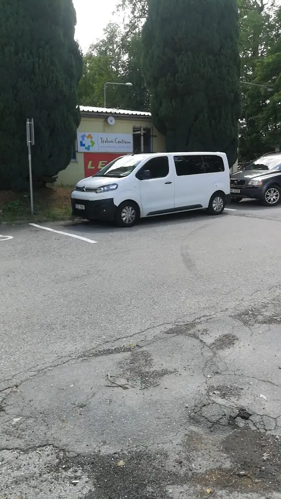 Ronen Adar_Kolosvět Třeboň_Třeboň_review