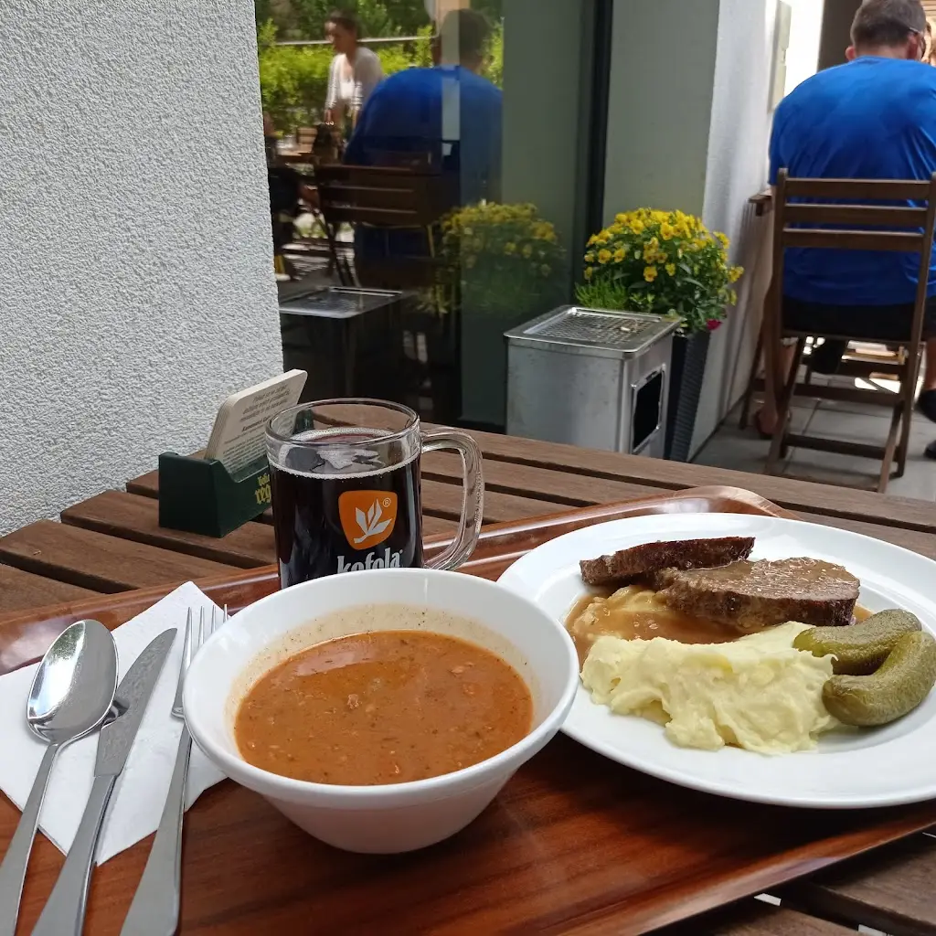 Danuše Průšová_Bistro a penzion Dílna Třeboň_Třeboň_review