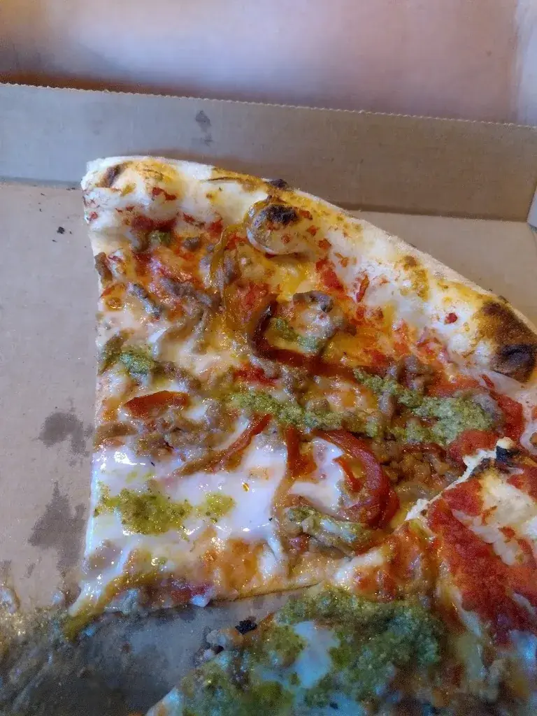 Thomas Duhom_Jurassic'Pizz_Aiton_review
