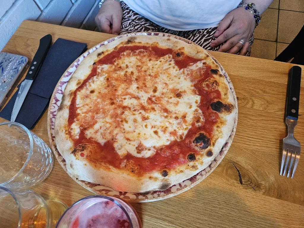 Arminda Gomes_Le Scorpio_Montbéliard_recensione