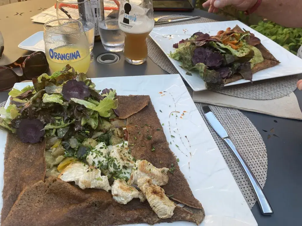 Tania Parry_Côté Jardin Pouilly_Pouilly-en-Auxois_review